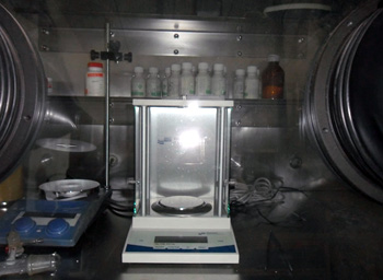 万分之一电子天平